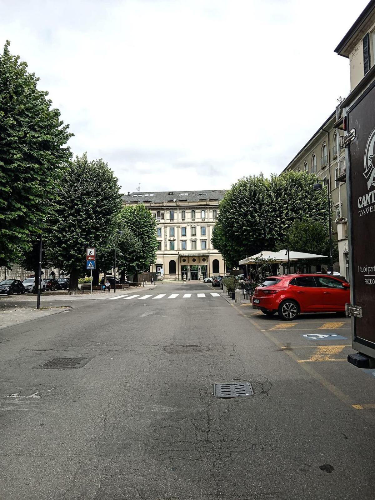 History Luxury Central Apartment By Revenue House Como Eksteriør billede