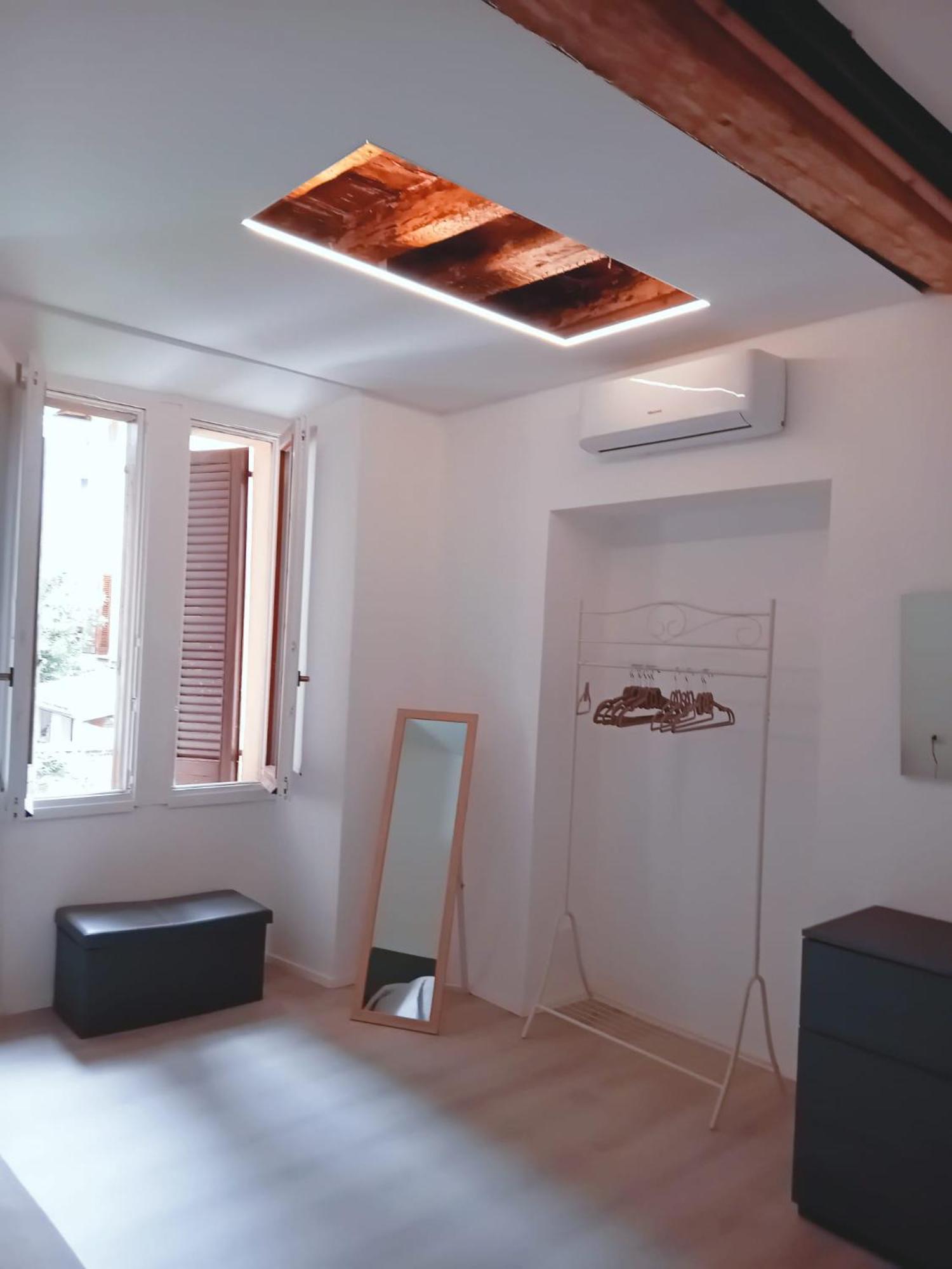 History Luxury Central Apartment By Revenue House Como Eksteriør billede